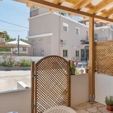 Διαμέρισμα Iliana *