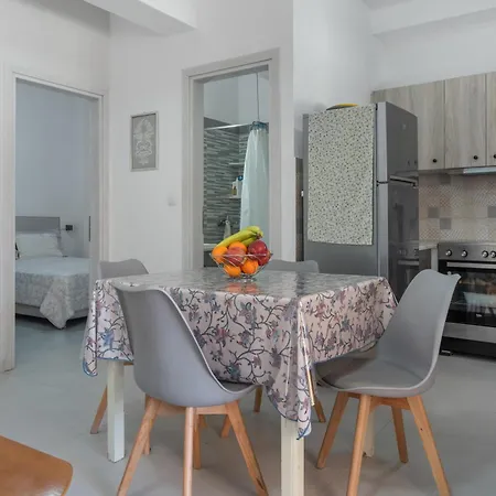 Iliana Apartment