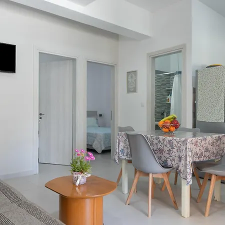 Apartment Iliana